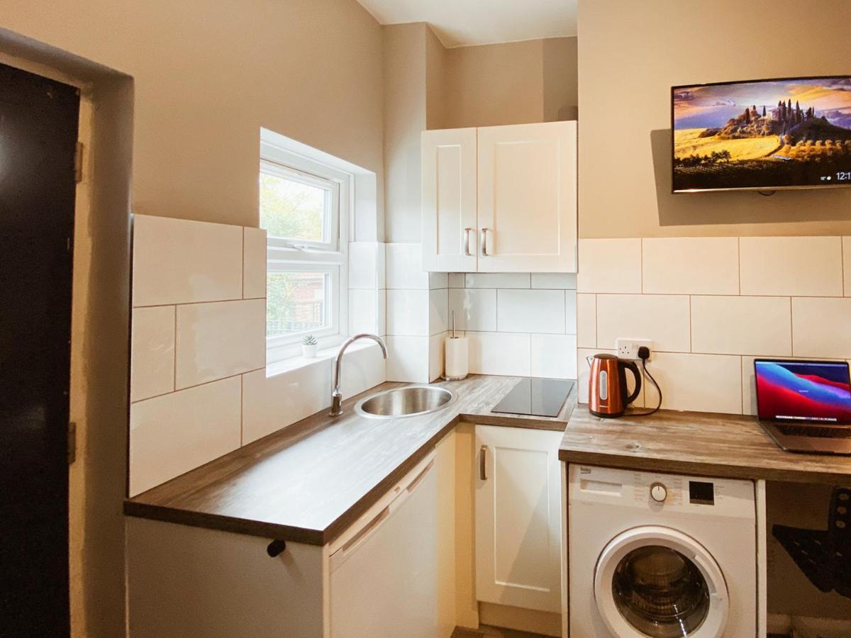 Limpenny Studio Apartment - Work Friendly And Outstanding Garden Studio Close To City Centre Nottingham Exterior photo